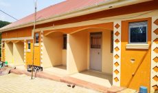 5 rental units for sale in Seeta making 1.5m at 150m