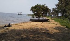 4 acres of lake shore land for sale in Bwerenga at 250m per acre