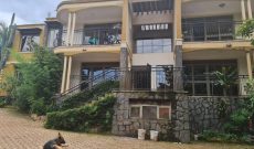 4 units apartment block for sale in Kyambogo $2,400 monthly at 950m