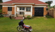 3 bedroom house for sale in Gayaza at 120m