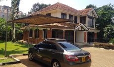 4 bedroom house for sale in Kololo 25 decimals at $1m