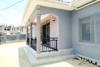 4 bedroom house for sale in Bweyogerere Kiwanga 170m