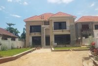 5 bedroom house for sale in Kyaliwajjala 20 decimals at 1 billion shillings
