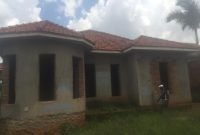 4 bedroom shell house for sale in Namugongo Mbalwa 150m