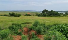 22 acres of lake view land for sale in Namulanda Entebbe road at 450m per acre