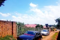 60x100ft plot of land for sale in Kira Near Makerere College at 120m