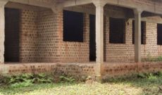 3 bedroom shell house for sale in Namulanda Lutembe Entebbe road at 170m