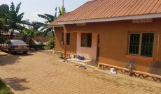 3 bedroom house for sale in Gayaza Manyangwa at 70m