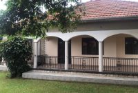 3 bedroom house for sale in Nkumba 27 decimals at 250m