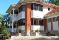 5 bedroom house for sale in Makindye Kizungu 25 decimals at $350,000