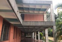 32 rooms house for sale in Kololo 80 decimals at $1.3m