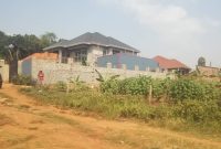 42 decimals of land for sale in Kira Mulawa at 300m