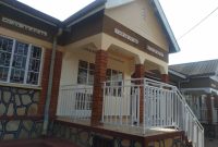 3 bedrooms house for rent in Namungona at 1.3m per month