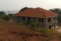 90x120ft lake view land for sale in Kigo at 250m