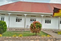 Primary and nursery school for sale in Kajjansi Kawuku area at 1.8 billion shillings
