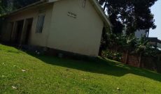 Old house for sale in Naguru Kampala on 69 decimals at 950,000 USD