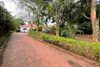 5 bedrooms house for sale in Mbuya with freehold tenure at $700,000