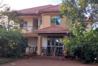 4 bedrooms house for sale in Entebbe at 200,000 USD