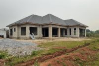 4 bedroom shell house for sale in Abayita Ababiri 100x100ft at 350m