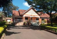 3 bedrooms house for rent in Naguru at 2,300 USD