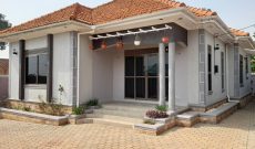 3 bedrooms house for sale in Nakwero Gayaza at 260m