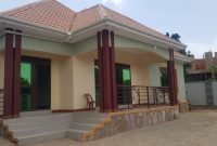 3 bedrooms house for sale in Bwebajja at 350m