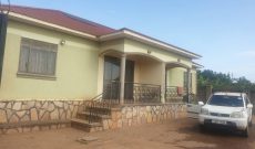 2 houses for sale in Bweyogerere Buto 18 decimals at 250m