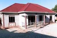 4 bedrooms house four sale in Bweyogerere Kiwanga at 230m