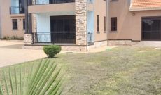 5 bedrooms house for sale in Kitende 20 decimals at 650m