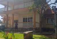 4 bedrooms house for sale in Kulambiro 14 decimals at 350m