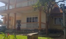 4 bedrooms house for sale in Kulambiro 14 decimals at 350m