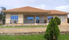 3 bedrooms house for sale in Garuga 25 decimals at 320m