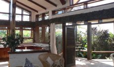 6 bedrooms guest house with lake view for sale in Jinja at 350,000 USD