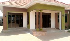 4 bedrooms house for sale in Kyanja Komamboga at 450m