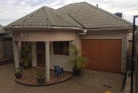 3 bedrooms house for sale in Muyenga Bukasa 12 decimals at 280m