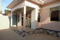2 bedrooms house for sale in Nansana at 100m