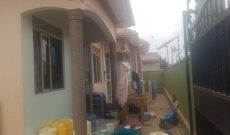 2 rental units for sale in Namugongo Sonde 1.4m monthly at 180m