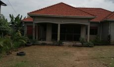 4 bedrooms house for sale in Kigo at 450m