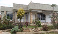 3 bedrooms house for sale on Sentema road at 420m