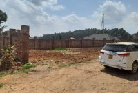 30 decimals of land for sale in Kira Mulawa at 270m