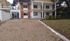 5 bedrooms house for sale in Naguru at $400,000