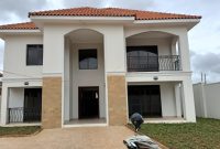 4 bedrooms house for sale in Muyenga on 22 decimals at 450,000 USD