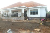 5 bedrooms house for sale in Kasangati Mawule 31 decimals at 450m