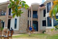 5 bedrooms mansion for rent in Buziga at $2,000