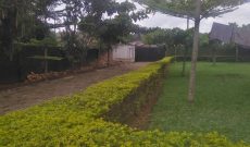 House on 23 decimals for sale in Bugolobi at 1 billion Uganda shillings