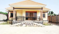 3 bedrooms house for sale in Bukerere Jogo at 260m