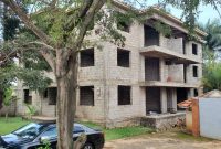 6 units apartment block for sale in Muyenga 20 decimals at 950m