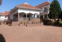 6 bedrooms house for rent in Ntinda at $2,500