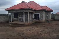 3 bedrooms house for sale in Kiwenda on 100x100ft at 140m