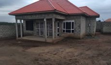 3 bedrooms house for sale in Kiwenda on 100x100ft at 140m